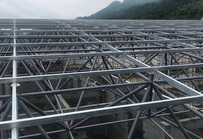 哈密学校艺体楼网架
